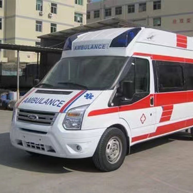赤峰救护车出租收费：安全出行，价格透明